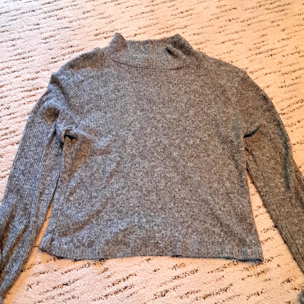 Gray long sleeve